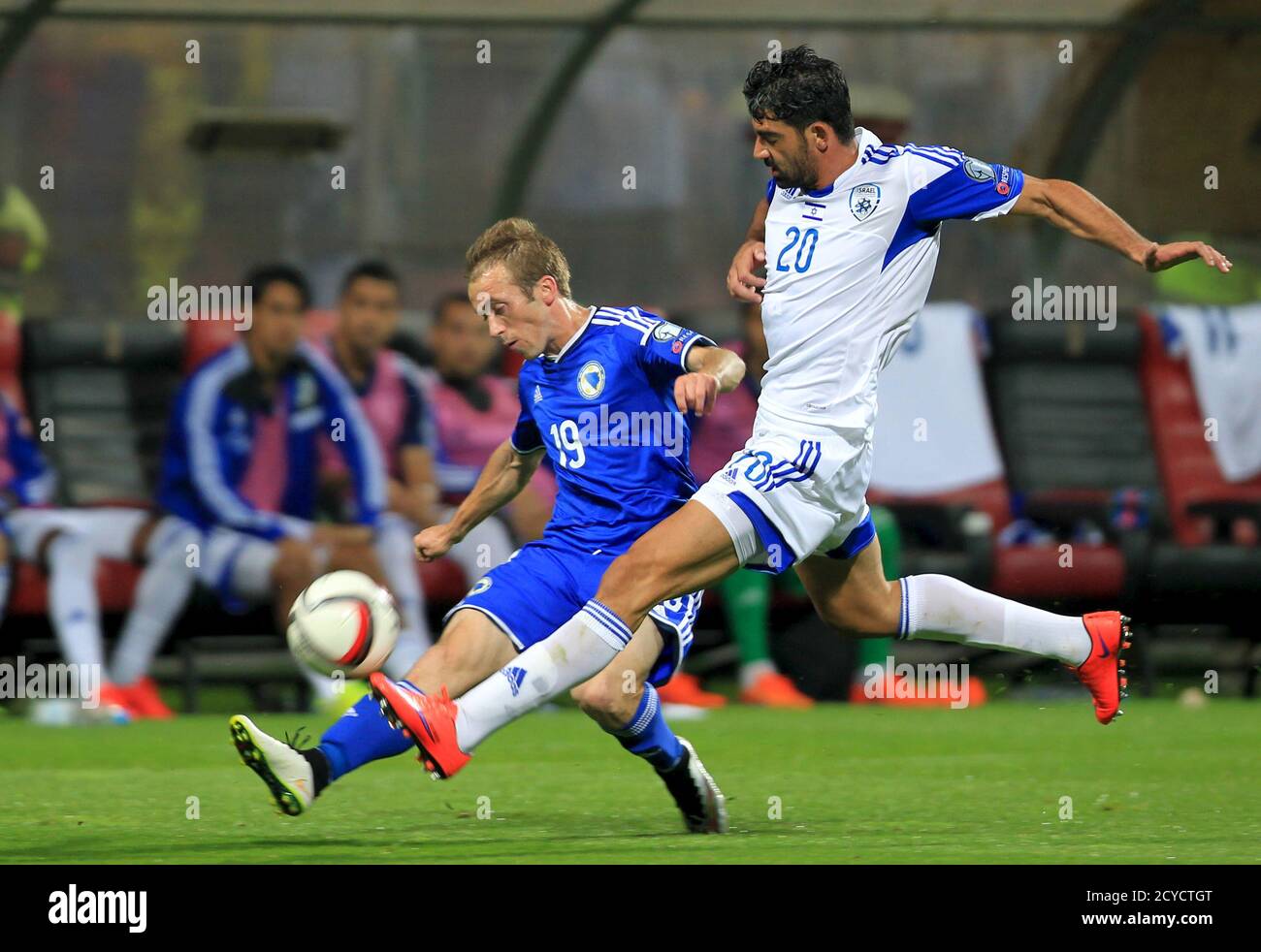 Bosnia S Edin Visca L Fights For The Ball With Israel S Omri Ben Harush During Their Euro 16 Qualifying Soccer Match In Zenica Bosnia And Herzegovina June 12 15 Reuters Dado Ruvic Stock Photo Alamy