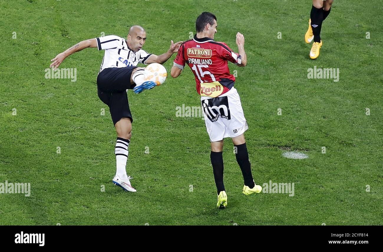 Brazils Ball During Copa Libertadores High Resolution Stock Photography And Images Alamy