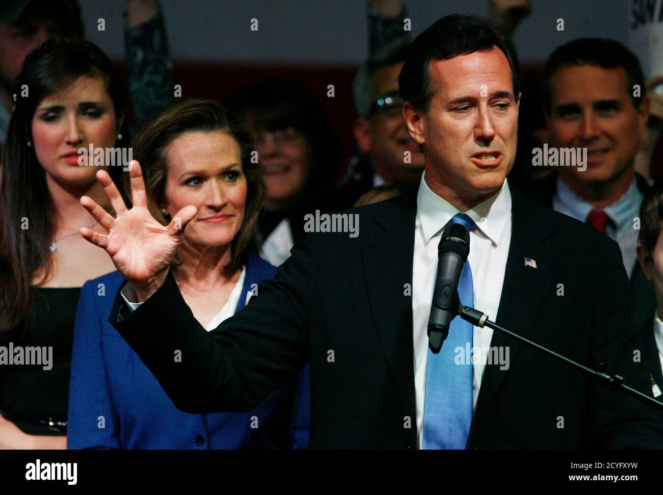 Republican Presidential Candidate Rick Santorum With His Wife Karen High Resolution Stock Photography And Images Alamy