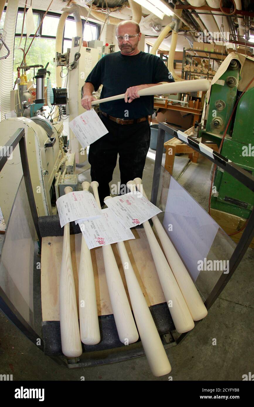 Louisville slugger baseball bat factory hires stock photography and