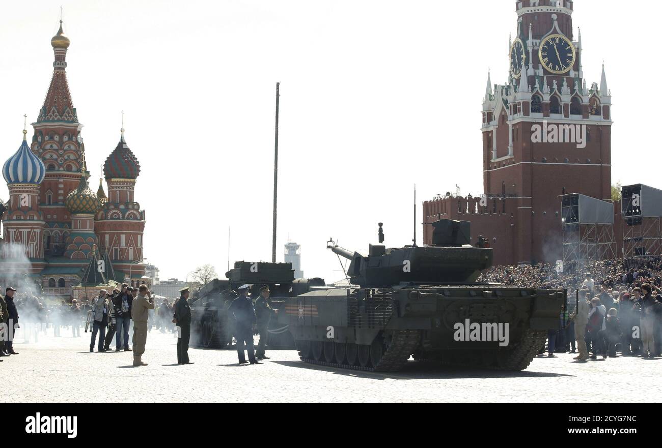 Tank towing vehicle hires stock photography and images Alamy