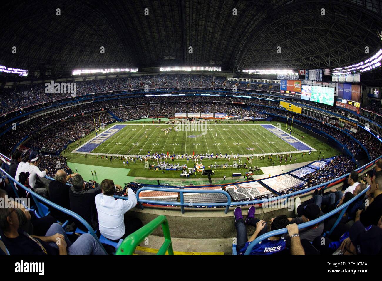 A general view of the Rogers Centre as the Buffalo Bills play the  Washington Redskins during the second half of their NFL football game in  Toronto, October 30, 2011. REUTERS/Mark Blinch (CANADA -