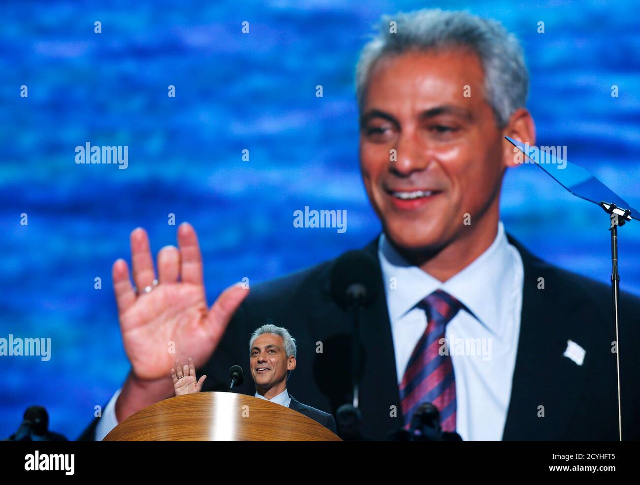 Chicago mayor Rahm Emanuel addresses delegates at the 2012 Democratic  National Convention in Charlotte, North Carolina, September 4, 2012.  REUTERS/Jim Young (UNITED STATES - Tags: ELECTIONS POLITICS Stock Photo -  Alamy