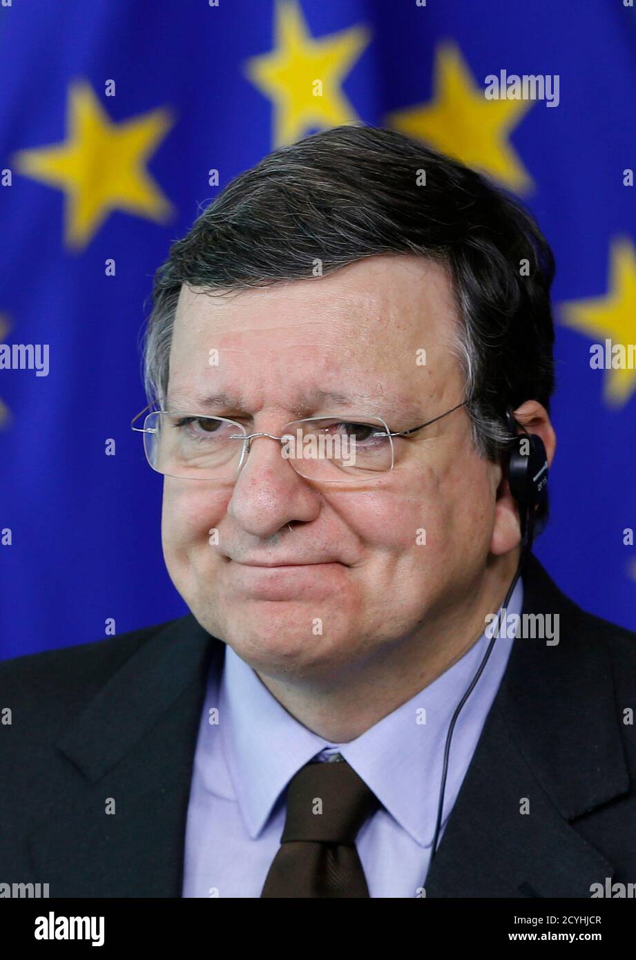 European Commision President Jose Manuel Barroso reacts during a joint news conference with Serbian Prime Minister Ivica Dacic (unseen) at the EU Commission headquarters in Brussels June 26, 2013. France cranked up its criticism of the European Commission on Wednesday, calling Barroso, a lame duck and suggesting he should never have been appointed to the powerful executive post. REUTERS/Francois Lenoir (BELGIUM - Tags: POLITICS BUSINESS) Stock Photo
