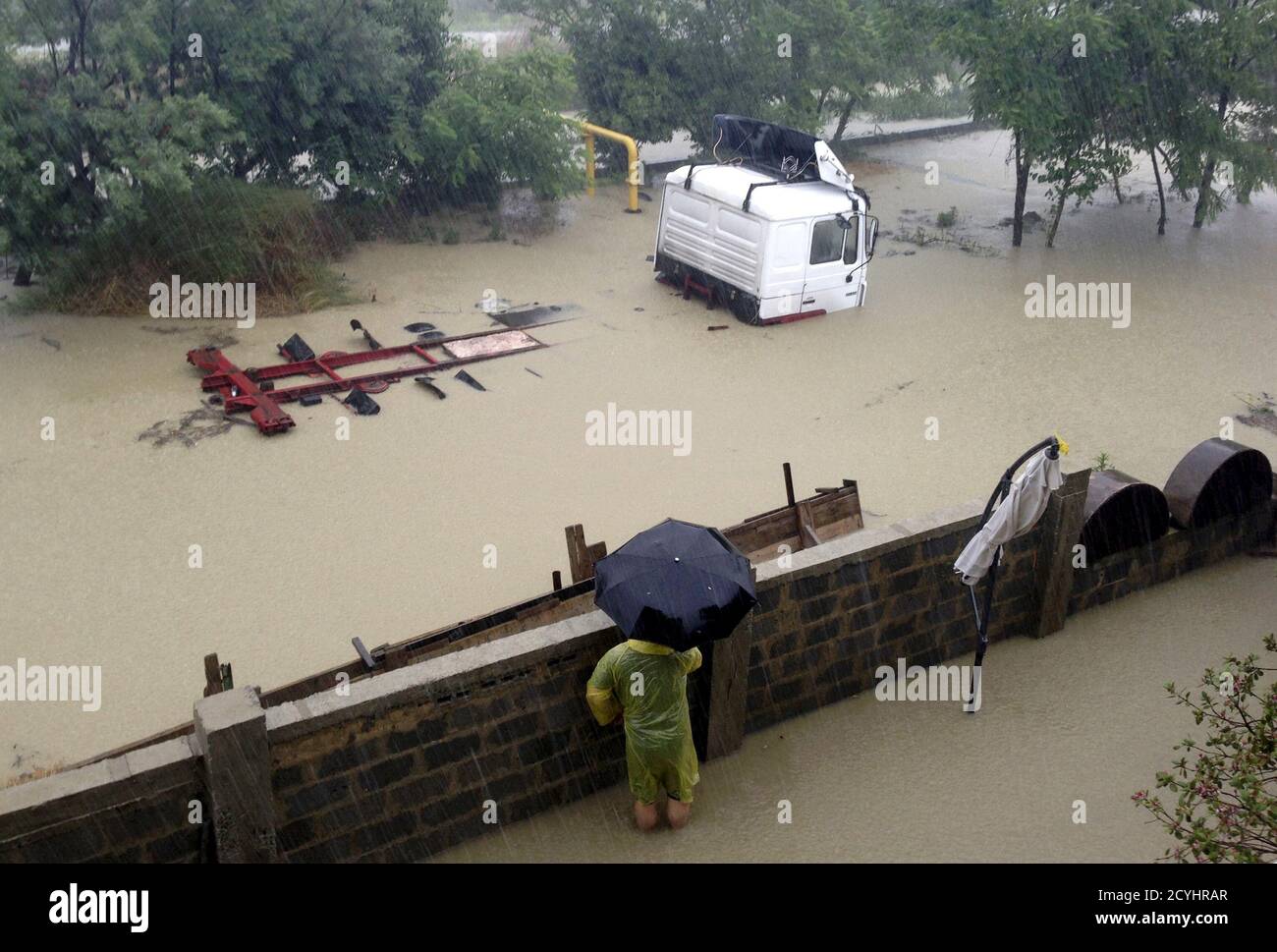 Submerged Truck High Resolution Stock Photography And Images Alamy