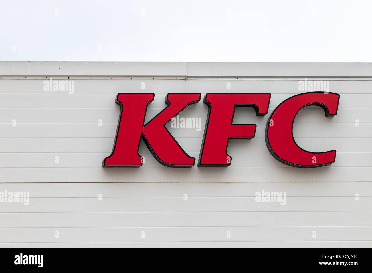 russia kaluga september 29 2020 kentucky fried chicken restaurant or kfc logo stock photo alamy alamy