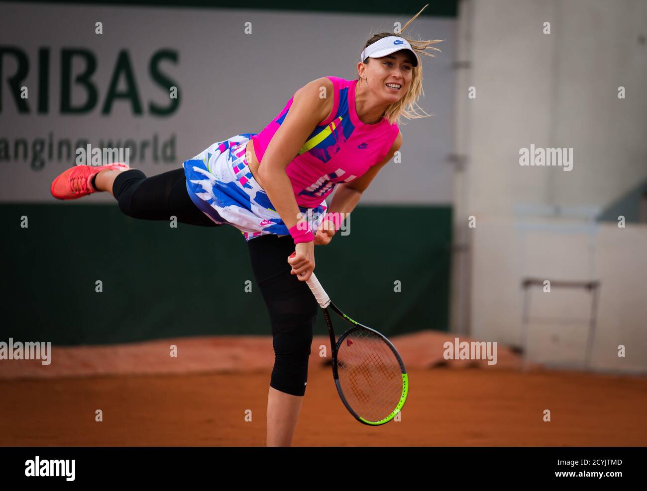 Paula Badosa of Spain in action against Sloane Stephens of the United States during the second round at the Roland Garros 2020, Grand Slam tennis tour Stock Photo