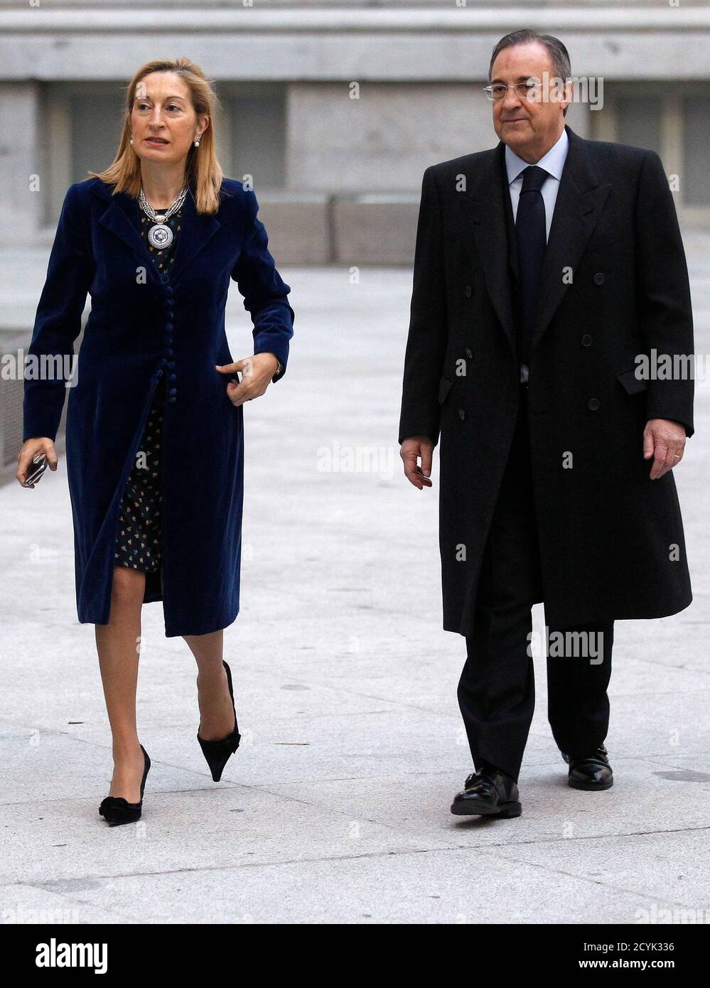 Spain S Development Minister Ana Pastor L Arrives With Real Madrid President Florentino Perez For The Swearing In Ceremony Of New Madrid Mayor Ana Botella Wife Of Former Spanish Prime Minister Jose Maria Aznar