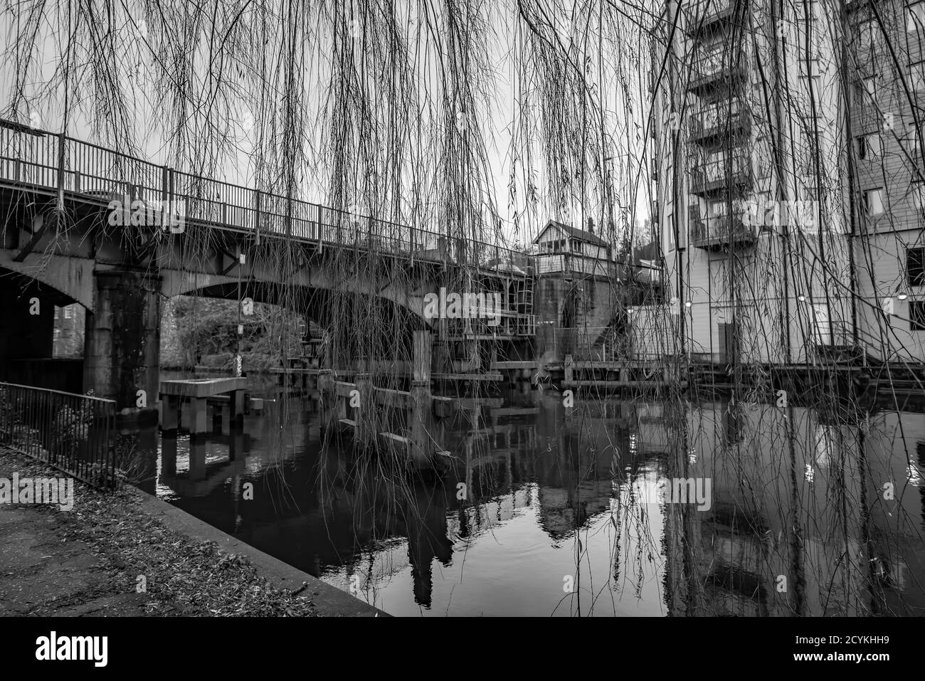 Norwich Riverside Bridge Footbridge norwich riverside hi-res stock photography and images - Alamy