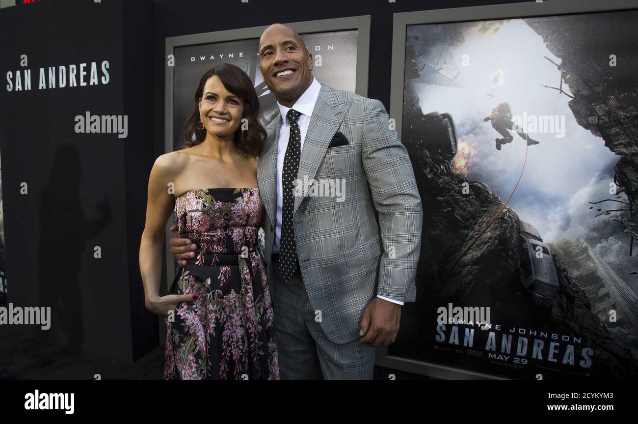 Cast Members Dwayne Johnson And Carla Gugino Pose At The Premiere Of San Andreas In Hollywood alamy