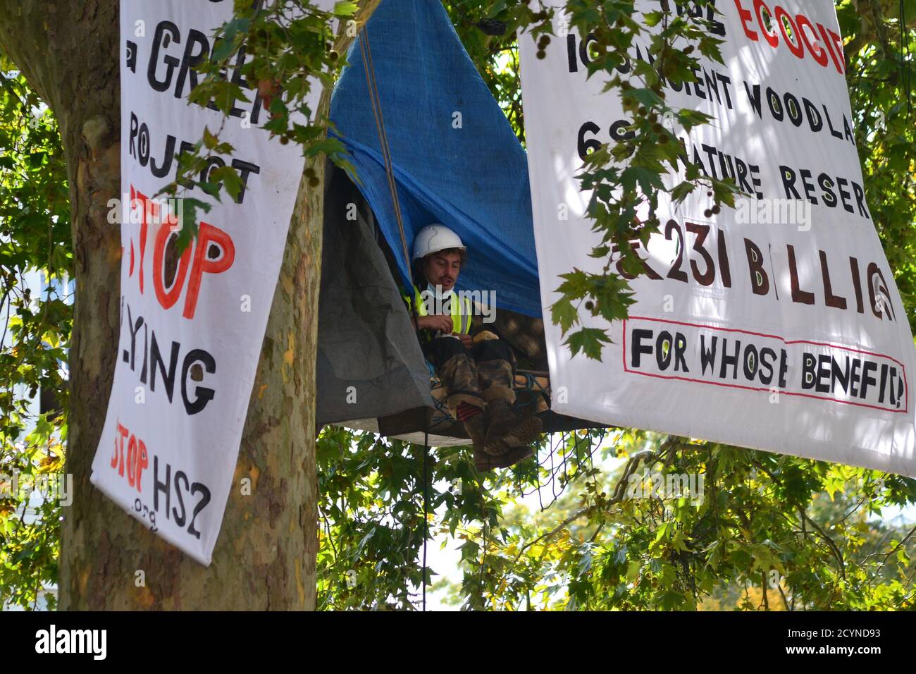 Anti-HS2 high speed rail protestors in Leamington Spa Stock Photo