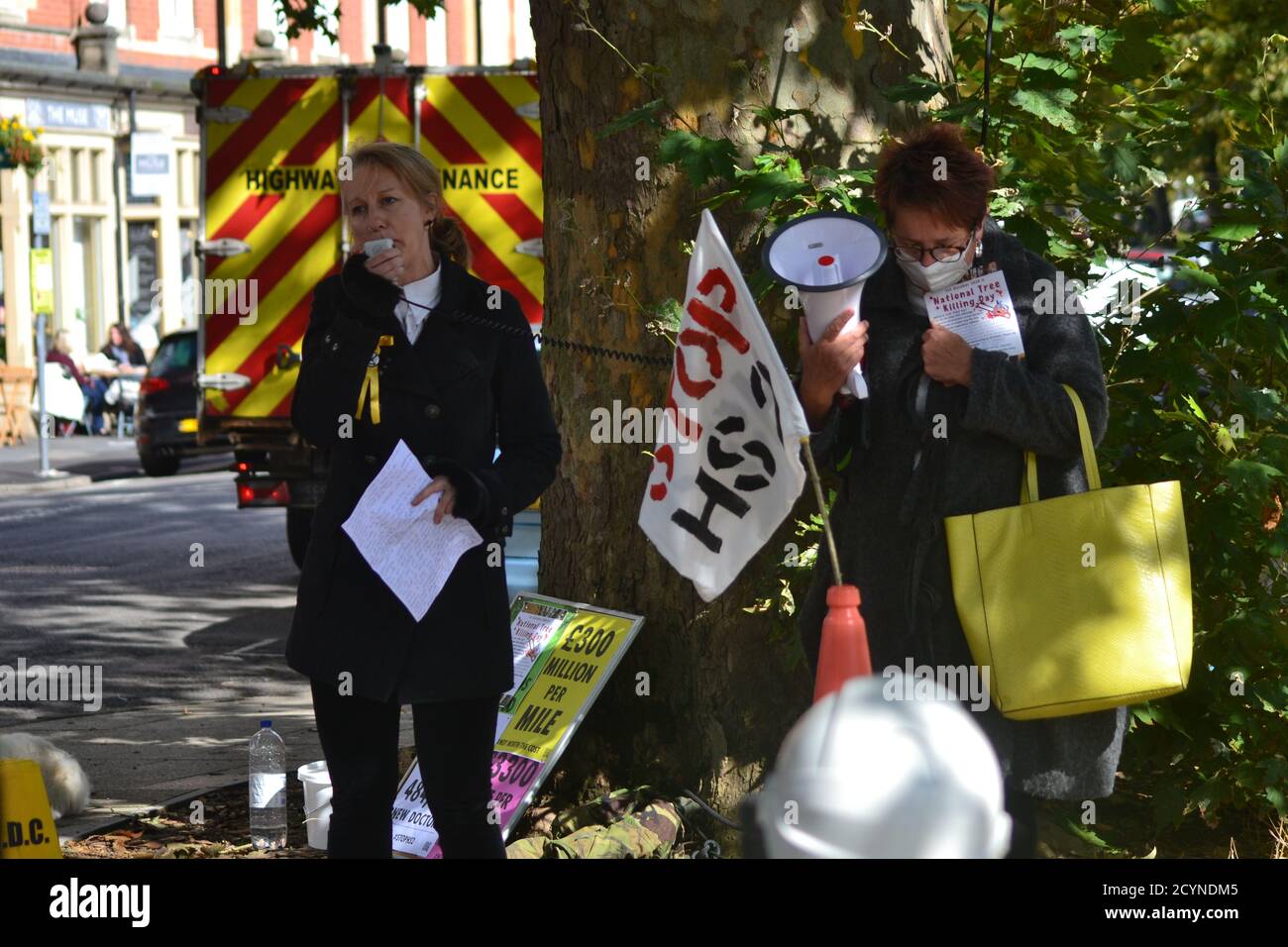 Anti-HS2 high speed rail protestors in Leamington Spa Stock Photo