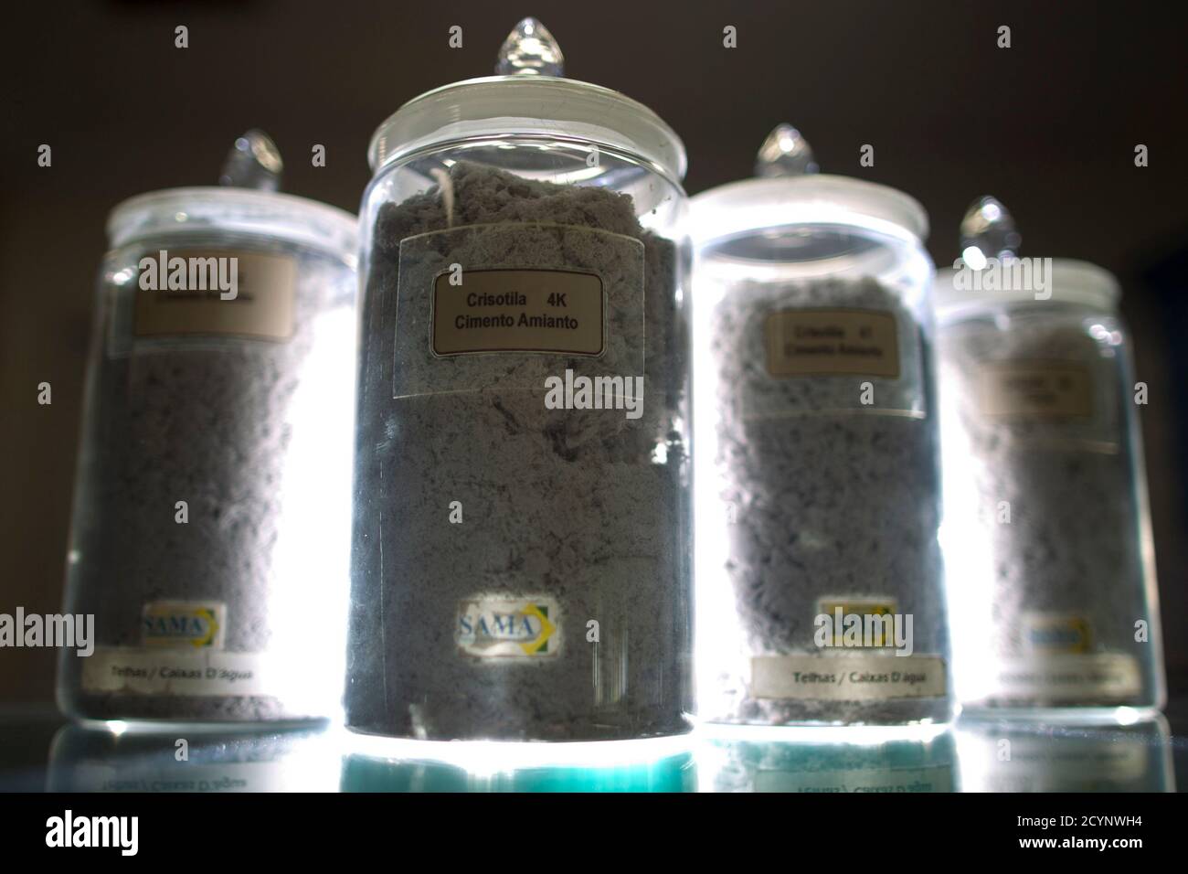 Asbestos Containing High Resolution Stock Photography And Images Alamy