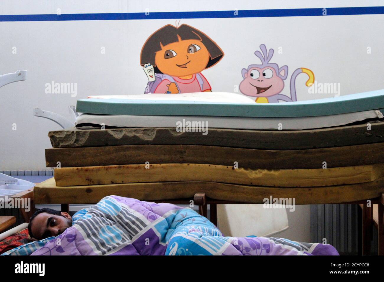 Cold water blanket hospital hires stock photography and images Alamy