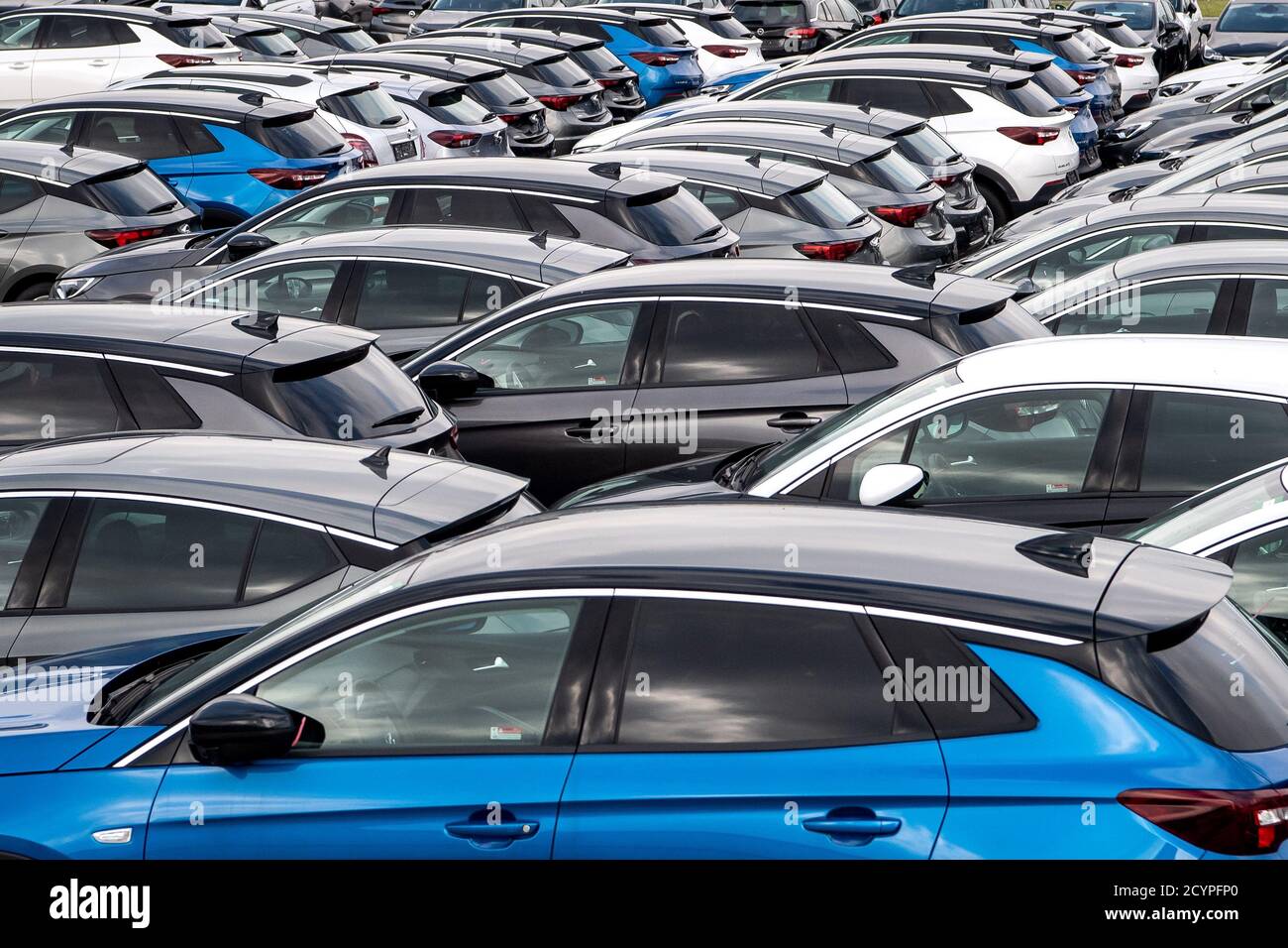 Wilhelmshaven, Germany. 02nd Oct, 2020. Cars are parked in front of the  terminal for shipping used cars from Europe to Africa. The operator of the  new car terminal on the North Sea