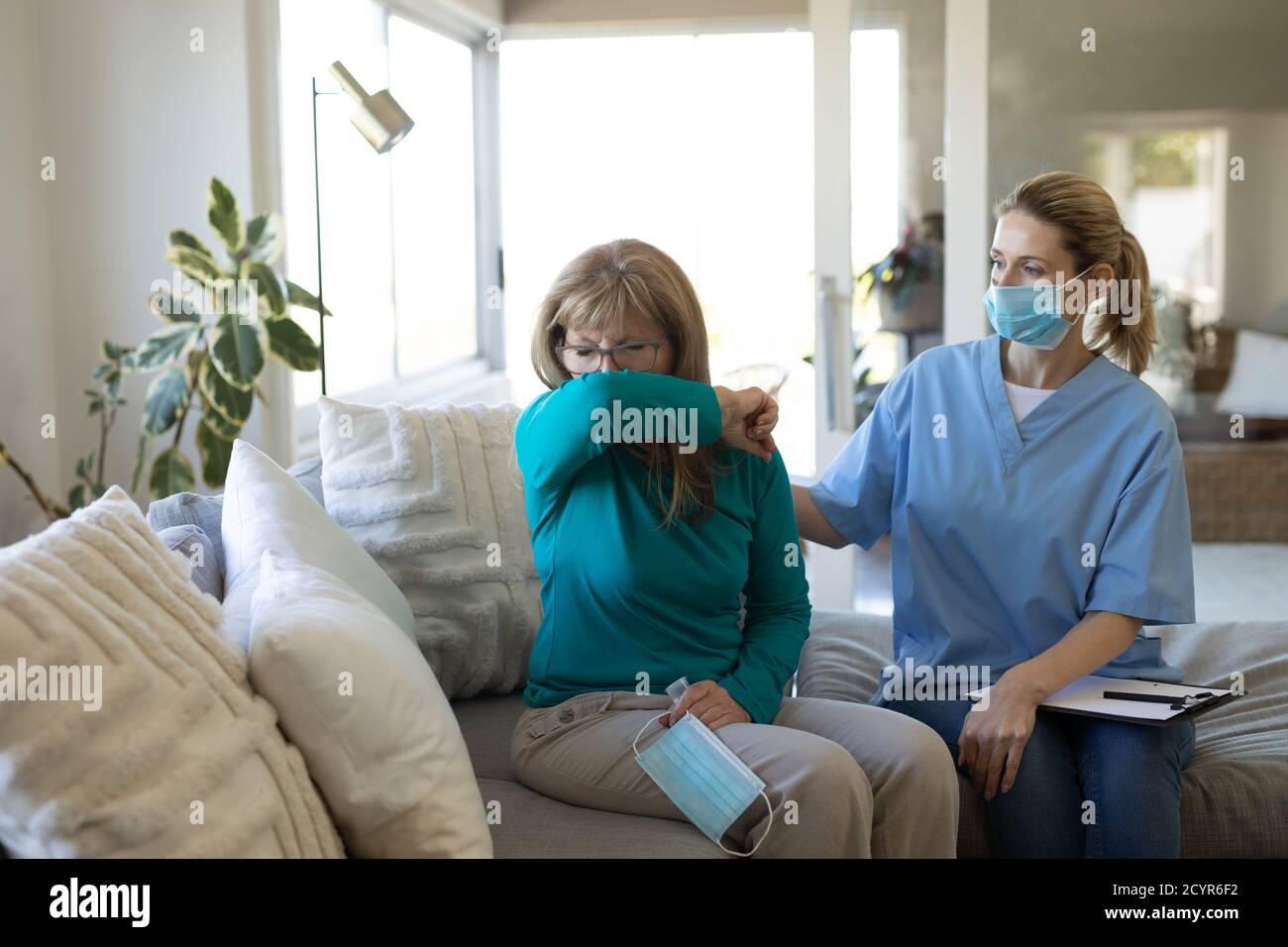 Nurse patient talking gp hi-res stock photography and images - Alamy