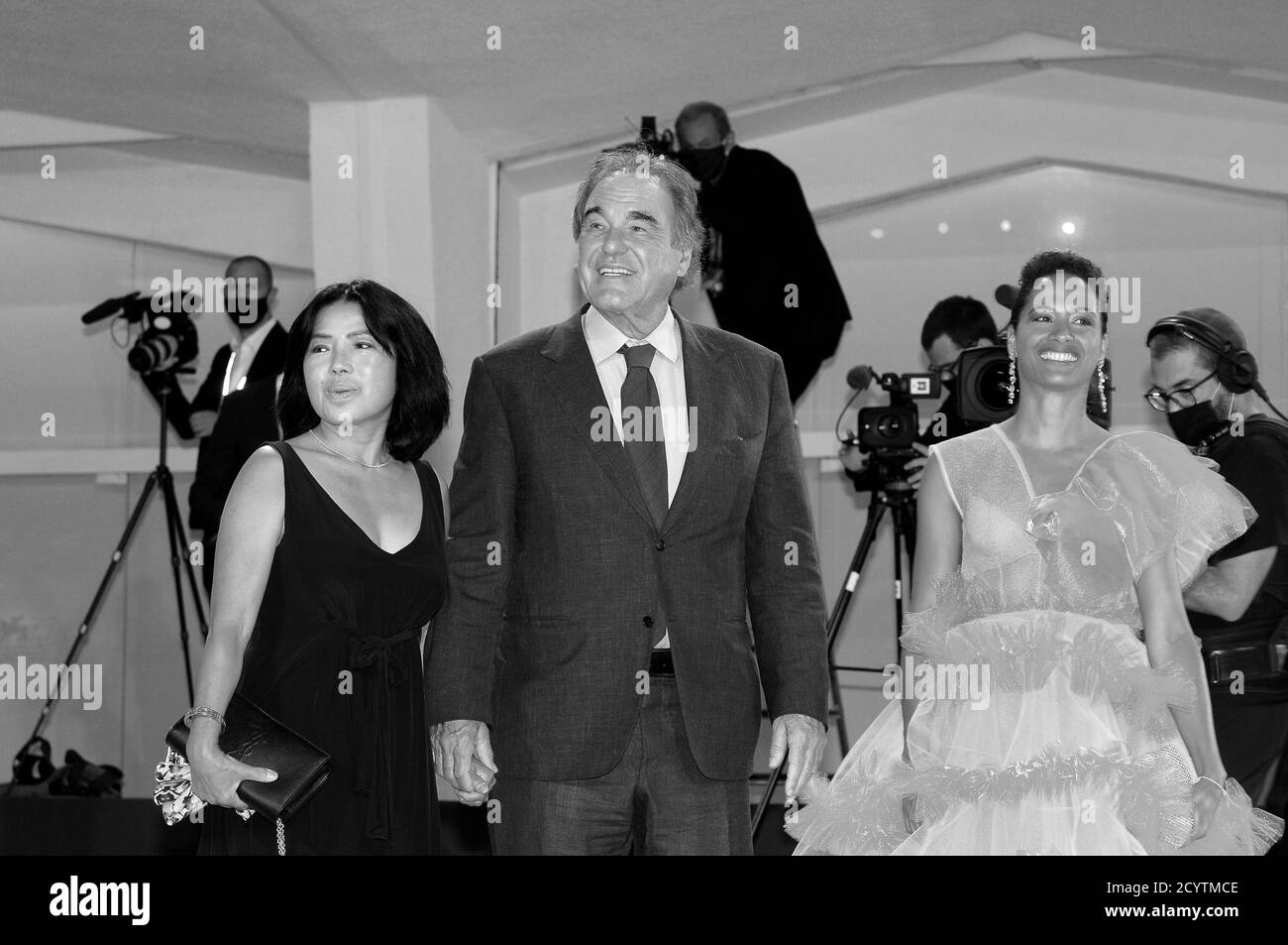 Oliver stone wife sun jung jung Black and White Stock Photos & Images