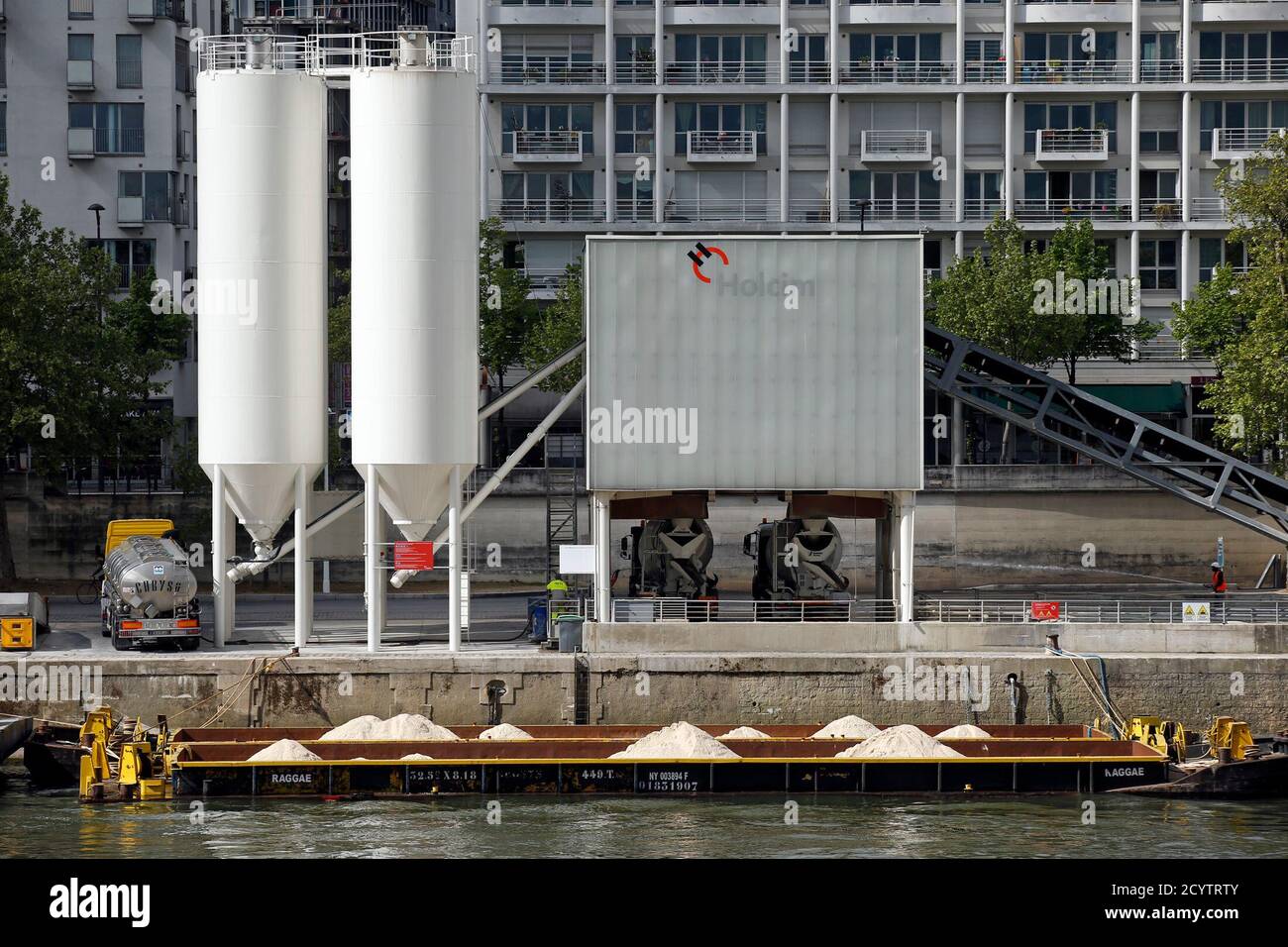 Holcim High Resolution Stock Photography And Images Alamy