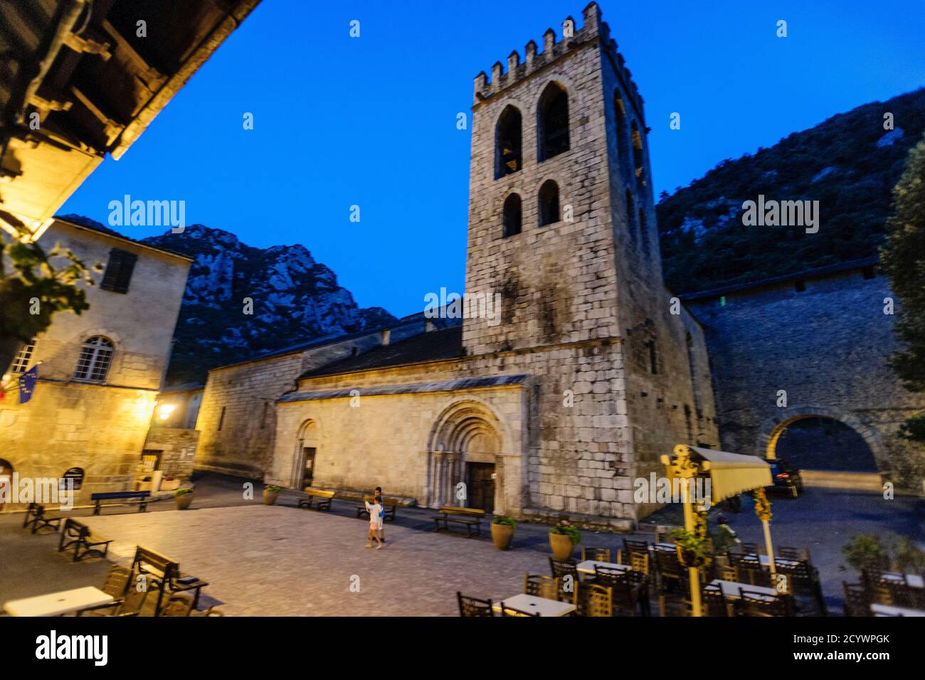 iglesia parroquial de Sant Jaume, siglo XI,Vilafranca de Conflent, Roussillon, pirineos orientales,Francia, europa Stock Photo
