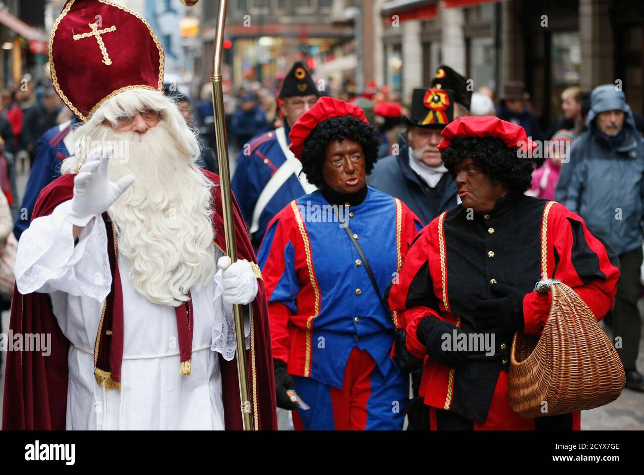 Dutch Zwarte Piet Traditional Costume High Resolution Stock Photography and  Images - Alamy