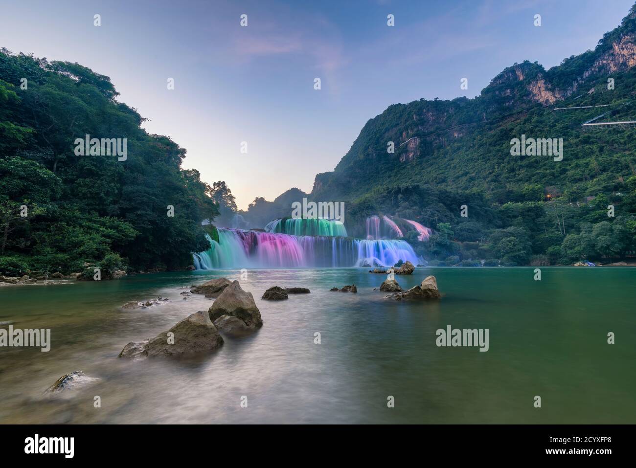 Ban Gioc Detian waterfall in Cao Bang, Vietnam Stock Photo Alamy
