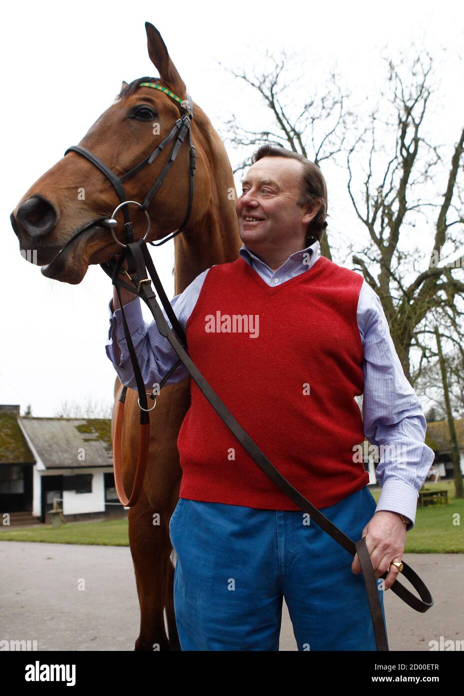 Trainer trainer nicky henderson hires stock photography and images Alamy