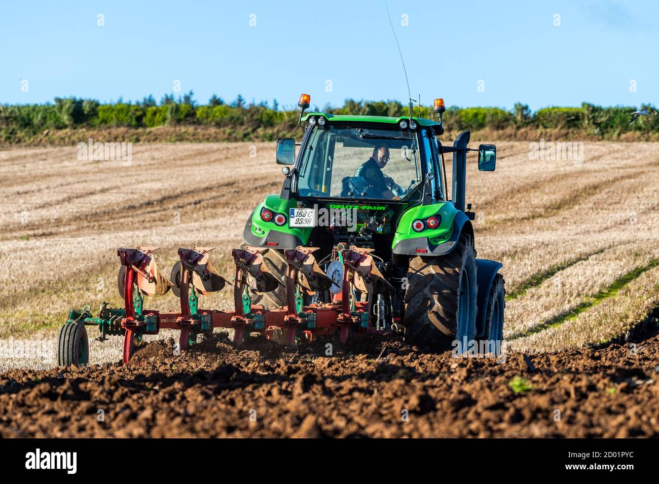 Deutz fahr tractors hi-res stock photography and images - Alamy