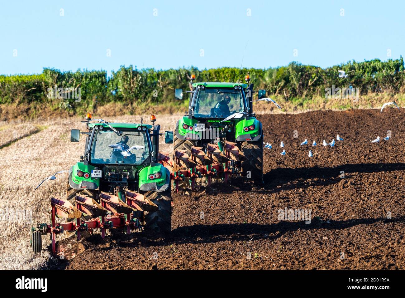 Deutz fahr tractors hi-res stock photography and images - Alamy