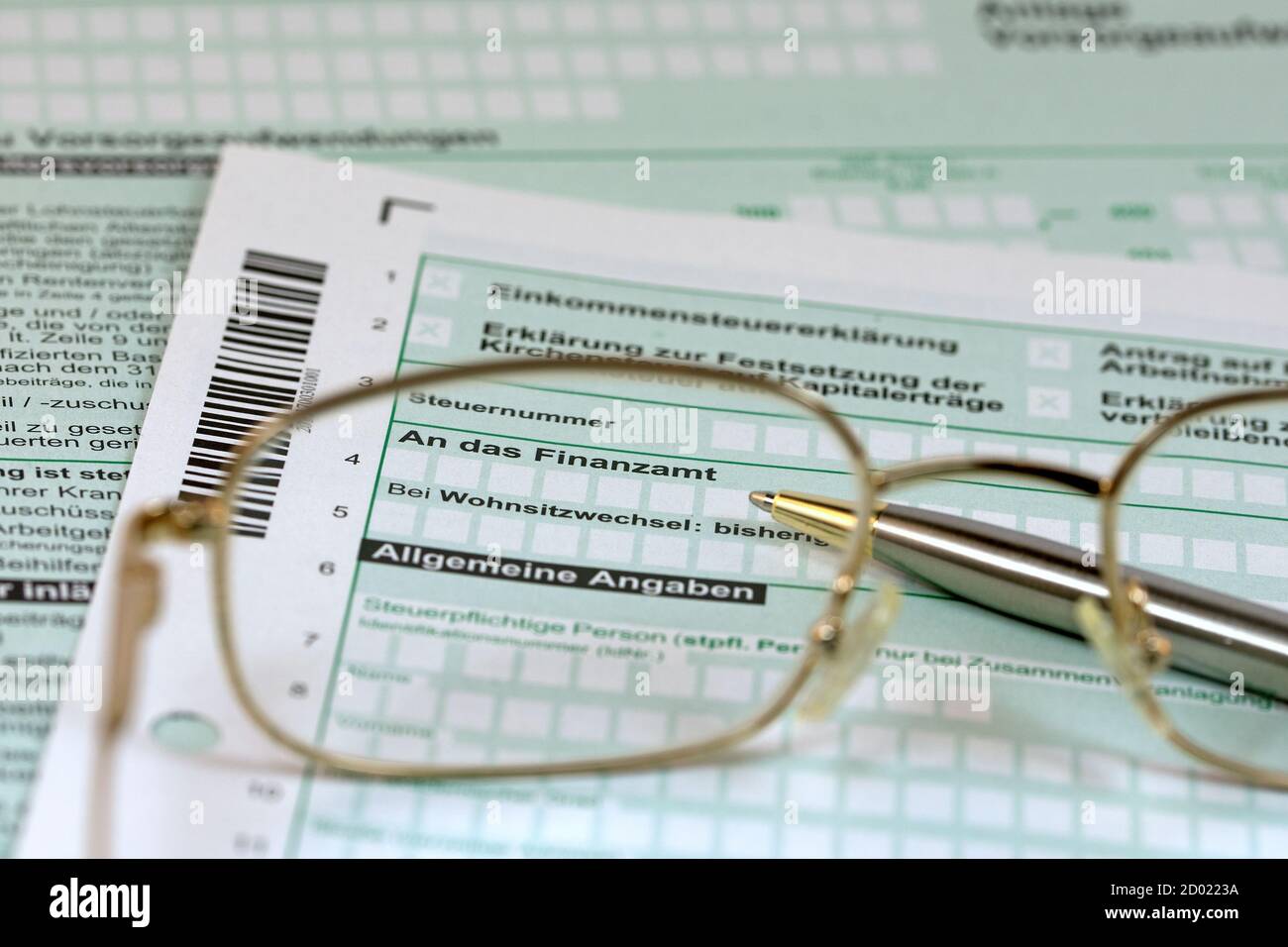 Forms for the tax return in Germany Stock Photo Alamy