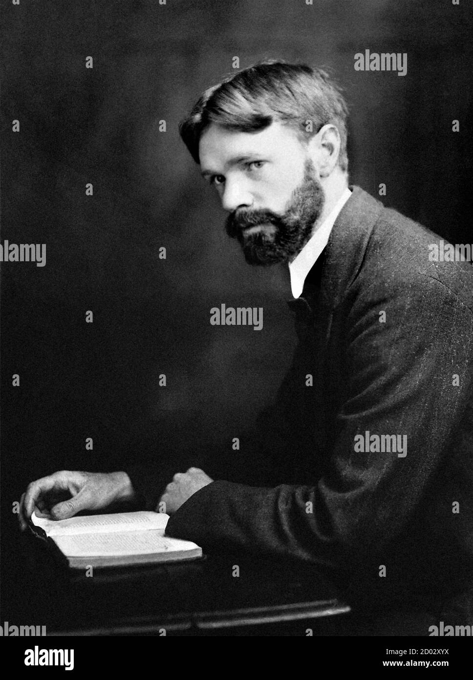 D. H. Lawrence / DH Lawrence. Portrait of the English writer and poet, David Herbert Lawrence (1885-1930), c.1915 Stock Photo