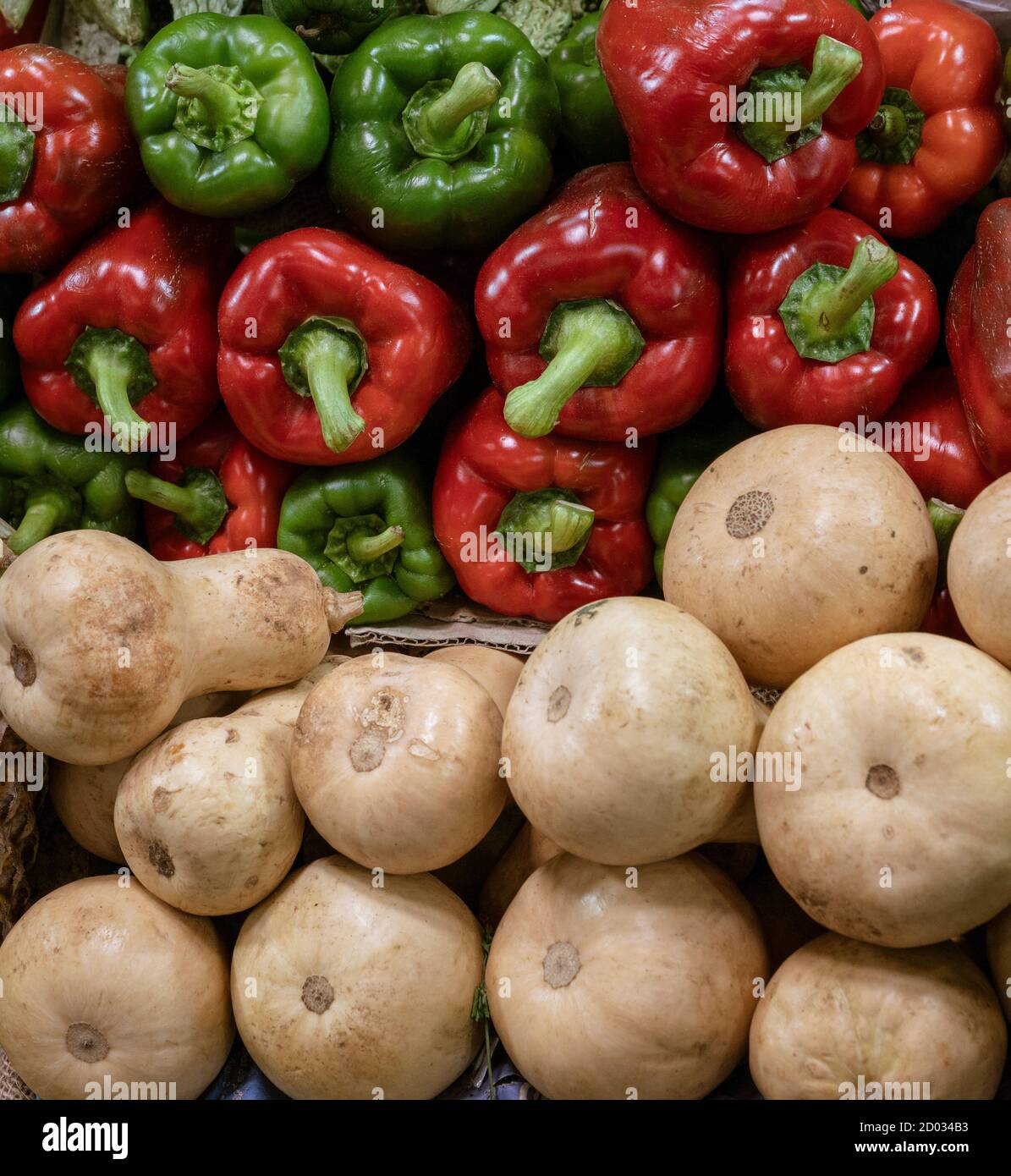 Green and Red Peppers for Sale at Outdoor Market Stall Stock Photo - Alamy