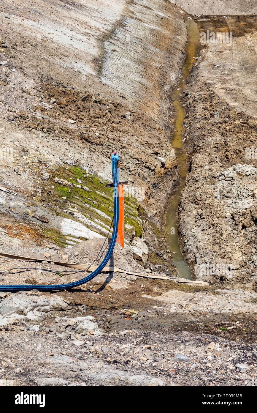 Submersible pump hires stock photography and images Alamy