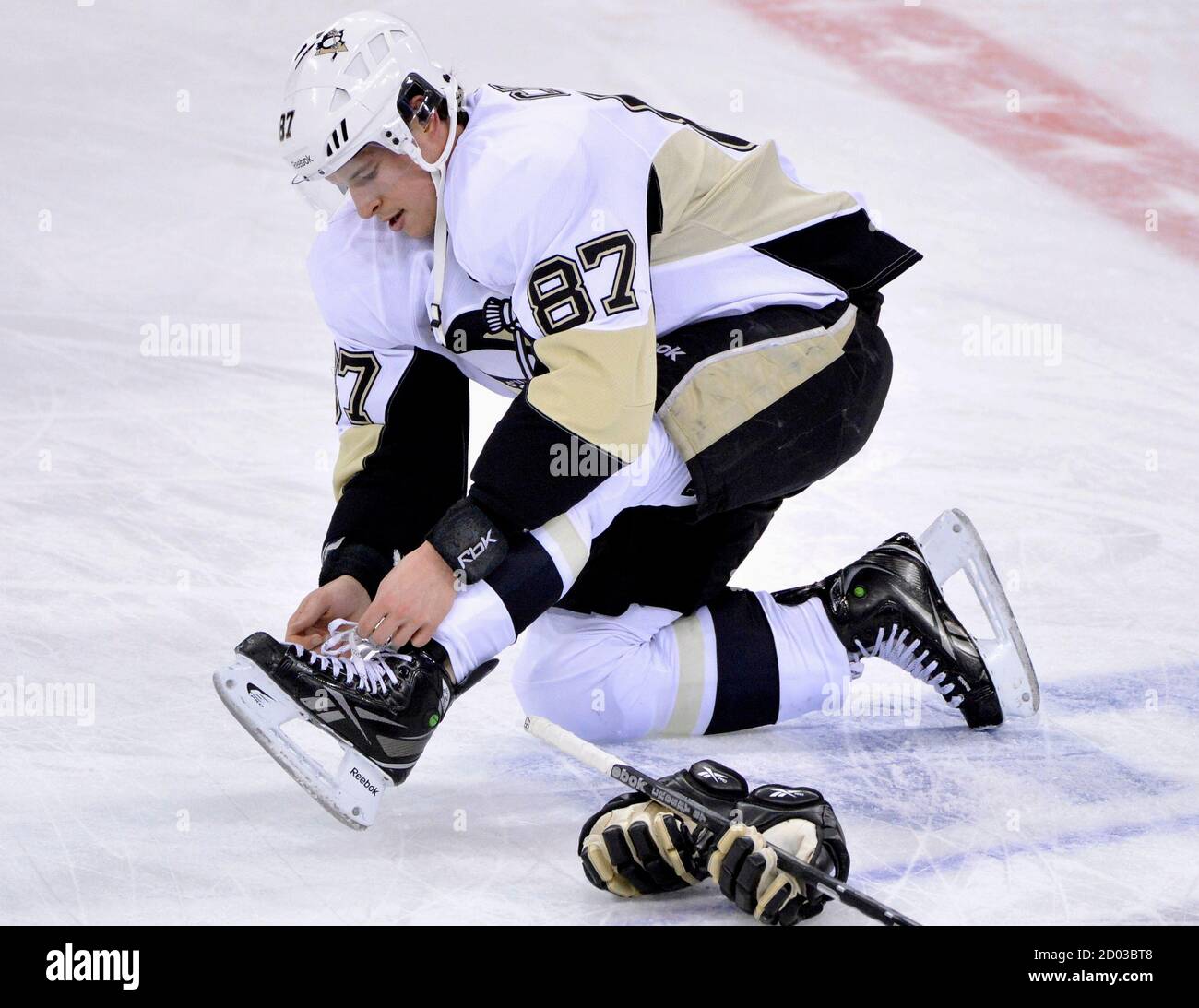 pittsburgh-penguins-sidney-crosby-tighte