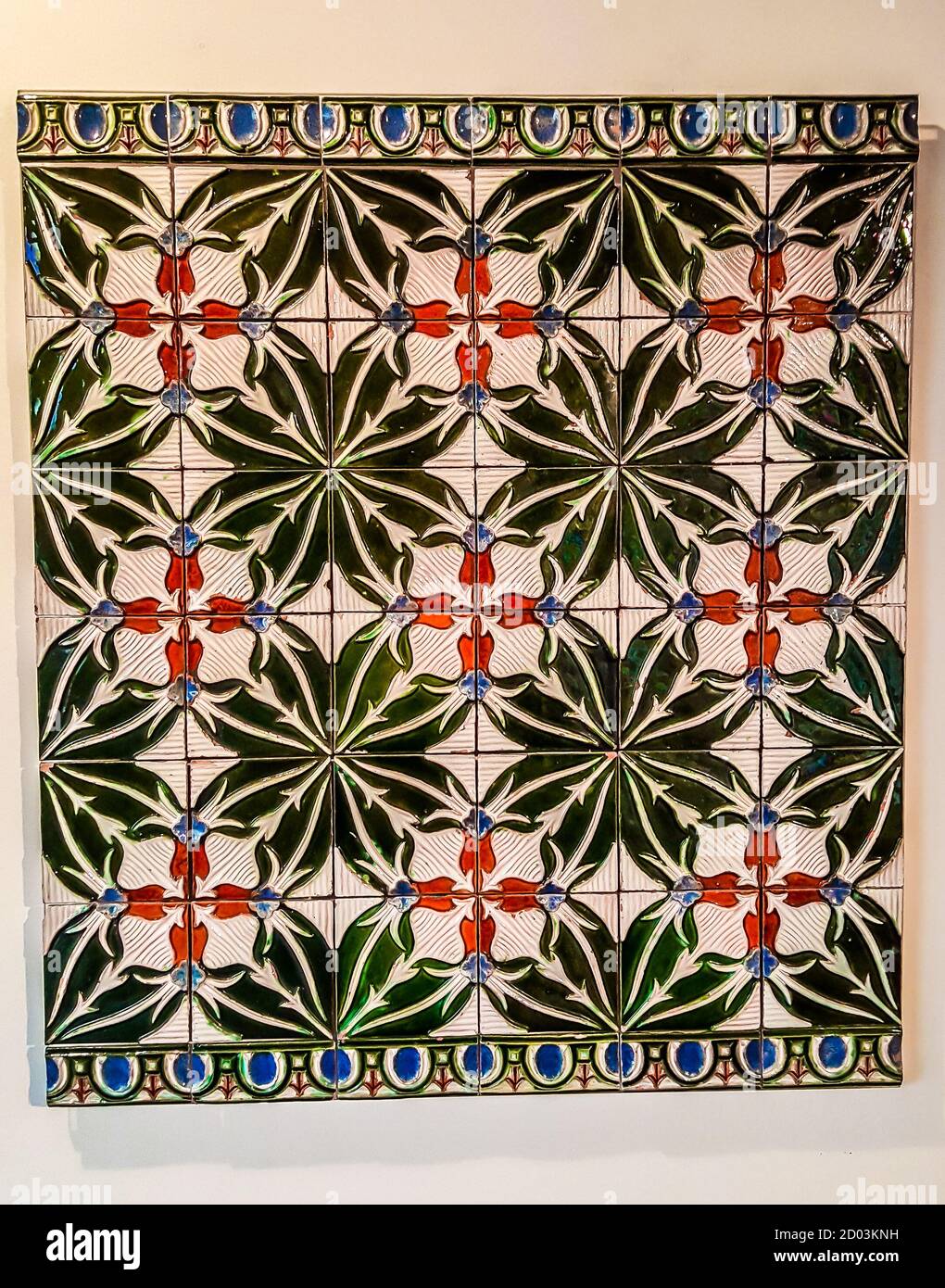 Tiles portuguese art hires stock photography and images Alamy