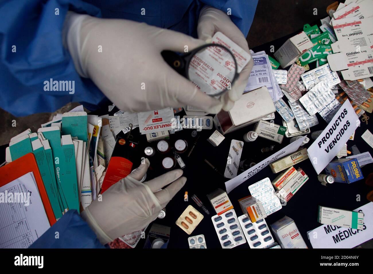 Page 3 Expired Medicine High Resolution Stock Photography And Images Alamy Search by imprint, shape, color or drug name. alamy