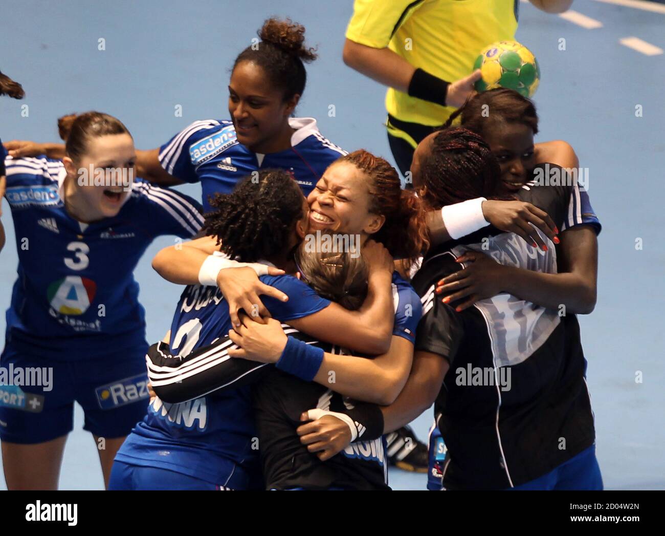 handball hi-res stock photography and images - Page 72 - Alamy
