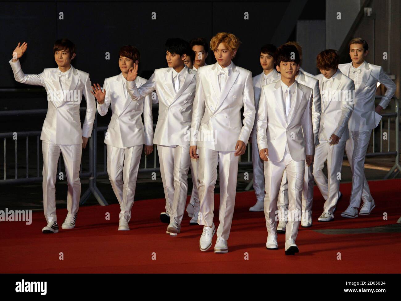 Members Of South Korean Chinese Pop Groups Exo K And Exo M Walk On The Red Carpet As They Attend The Mnet Asian Music Awards Mama In Hong Kong November 30 12 Reuters Bobby Yip China Members Of South Korean Chinese Pop Groups Exo K And Exo M Walk On The Red Carpet As They Attend The Mnet Asian Music Awards Mama In Hong Kong November 30 12 Reuters Bobby Yip China