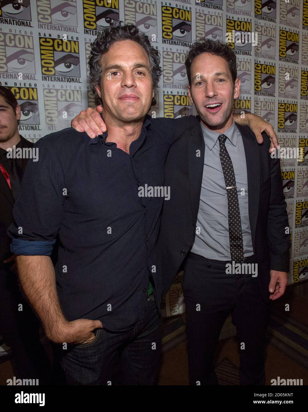 Paul rudd mark ruffalo hi-res stock photography and images - Alamy