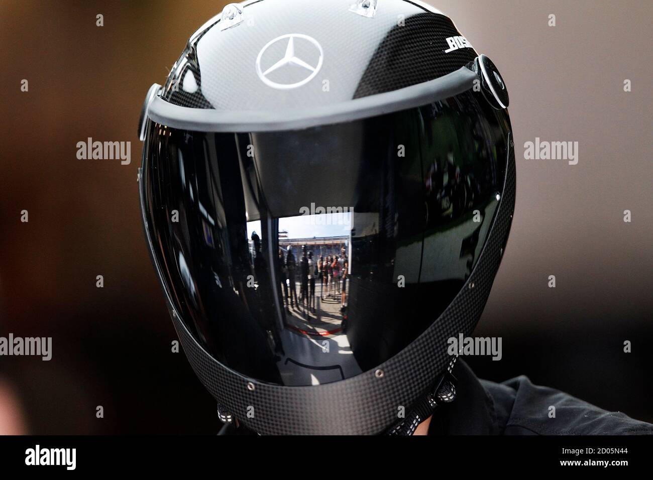 Mercedes Formula One Pit Crew High Resolution Stock Photography And Images Alamy