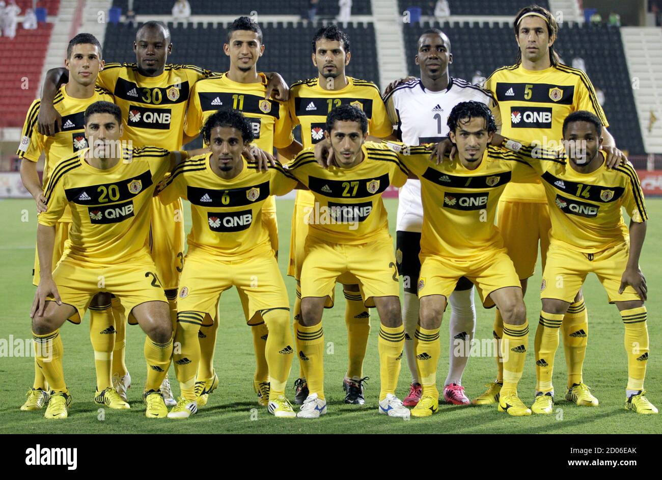 Qatar S C Soccer Team Players Pose Before Their Qatar Stars League Soccer Match Against Al Rayyan In Doha September 16 12 Reuters Fadi Al Assaad Qatar s Sport Soccer Stock Photo Alamy