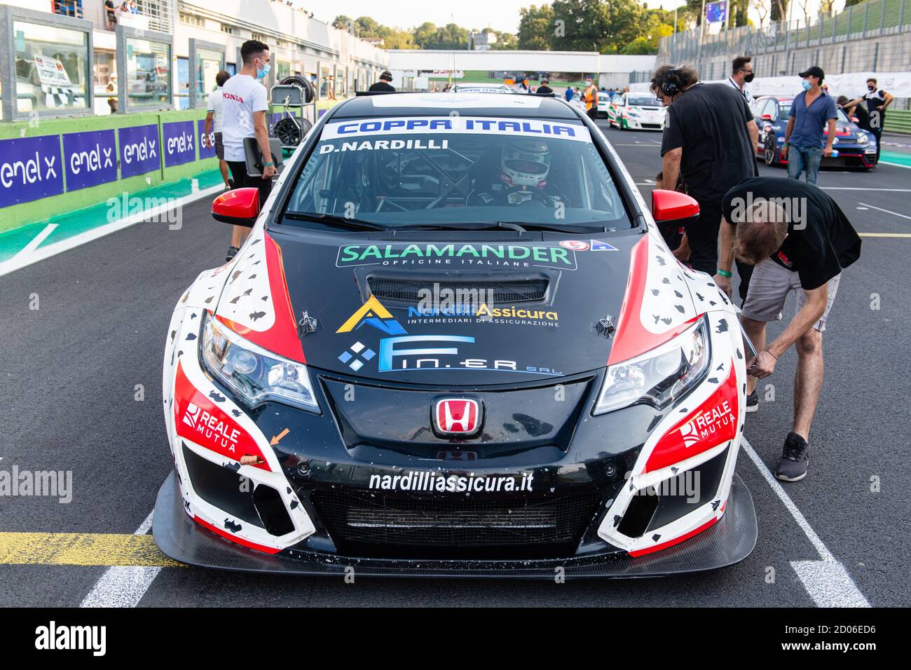 Vallelunga circuit, Rome, Italy, 12 september 2020. Touring cars championship, front view of Honda Civic on starting grid with mechanics Stock Photo