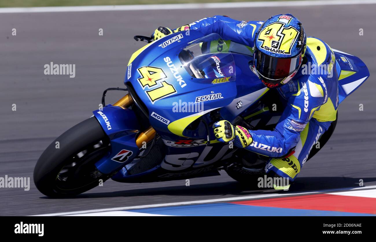Team Suzuki Motogp Rider Aleix Espargaro Of Spain Rides His Motorcycle During The Qualifying Session At Argentina S Motogp Grand Prix At The Termas De Rio Hondo International Circuit In Termas De Rio Team Suzuki Motogp Rider Aleix Espargaro Of Spain Rides His Motorcycle During The Qualifying Session At Argentina S Motogp Grand Prix At The Termas De Rio Hondo International Circuit In Termas De Rio