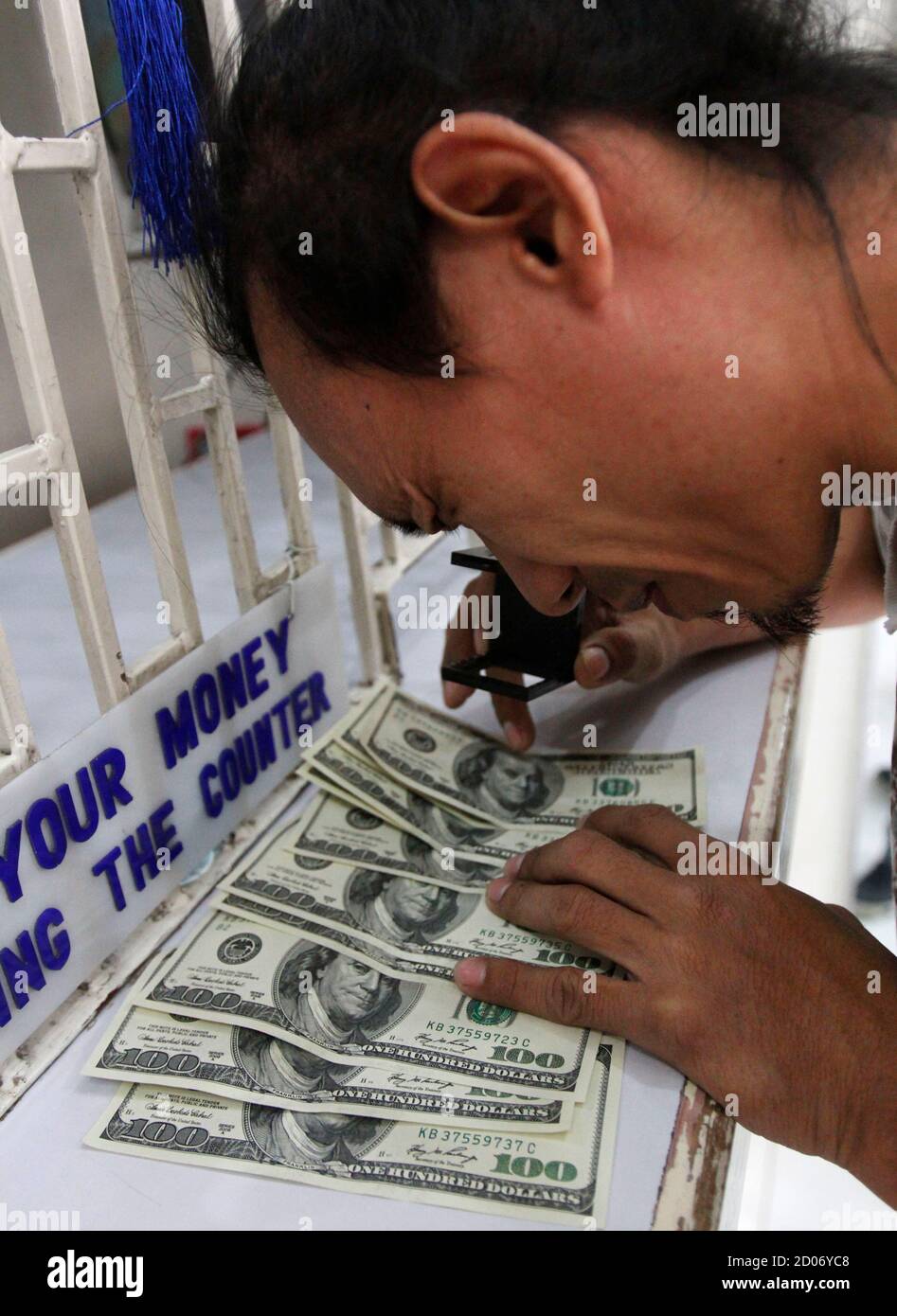 Philippines Peso Pesos High Resolution Stock Photography And Images Alamy