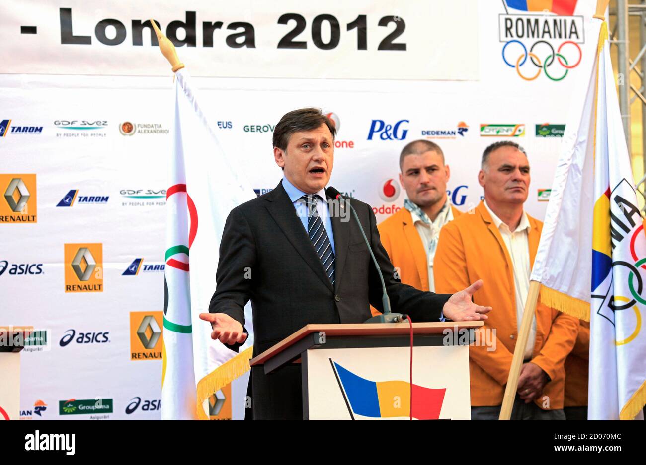 Romania's interim president Crin Antonescu speaks during a ceremony introducing the country's athletes for the 2012 London Olympics in Bucharest July 19, 2012. REUTERS/Radu Sigheti (ROMANIA - Tags: POLITICS SPORT OLYMPICS) Stock Photo