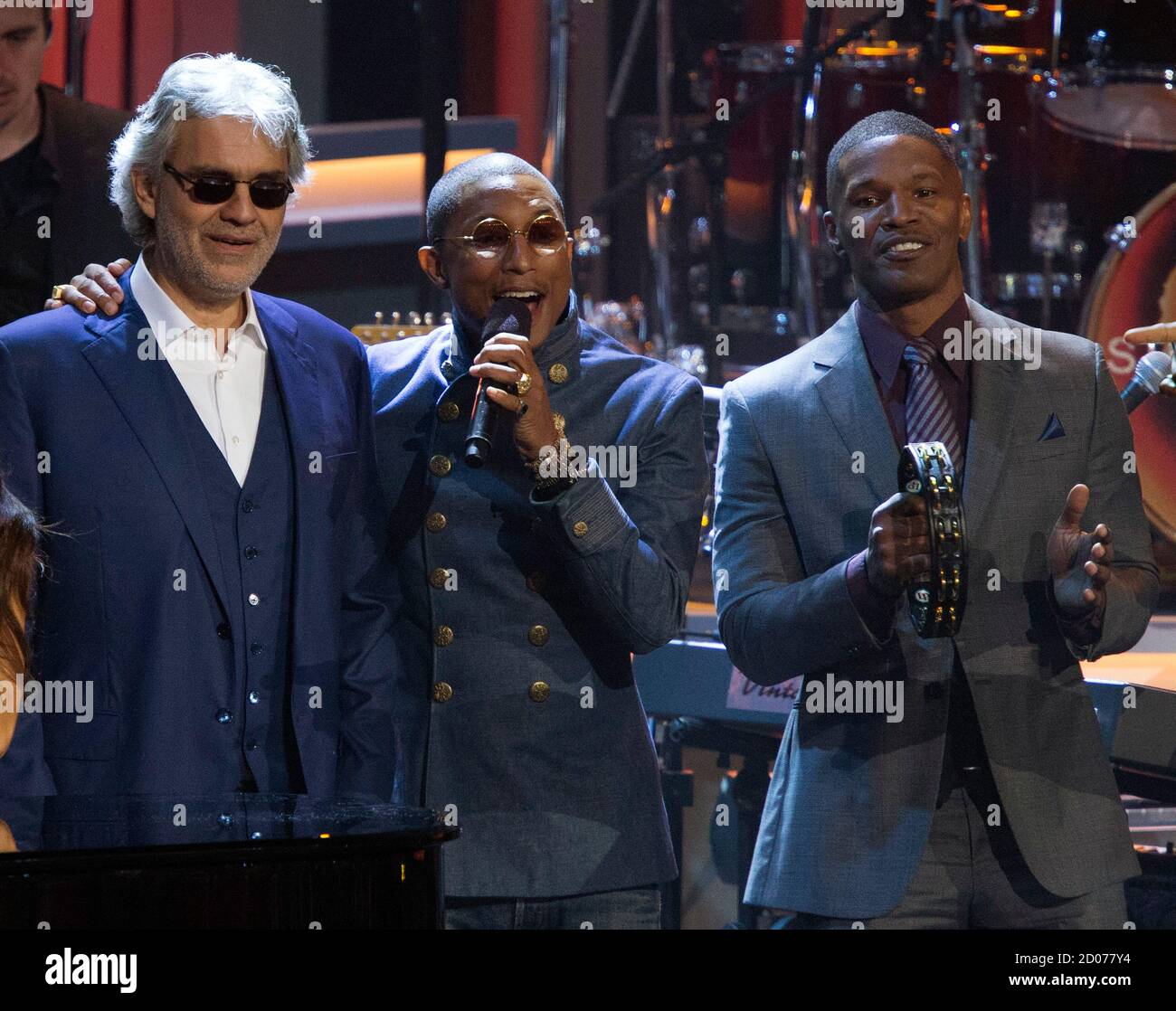 Andrea Bocelli Pharrell Williams And Jamie Foxx L R Sing During The Finale Of The Taping Of The Stevie Wonder Songs In The Key Of Life An All Star Grammy Salute Concert At