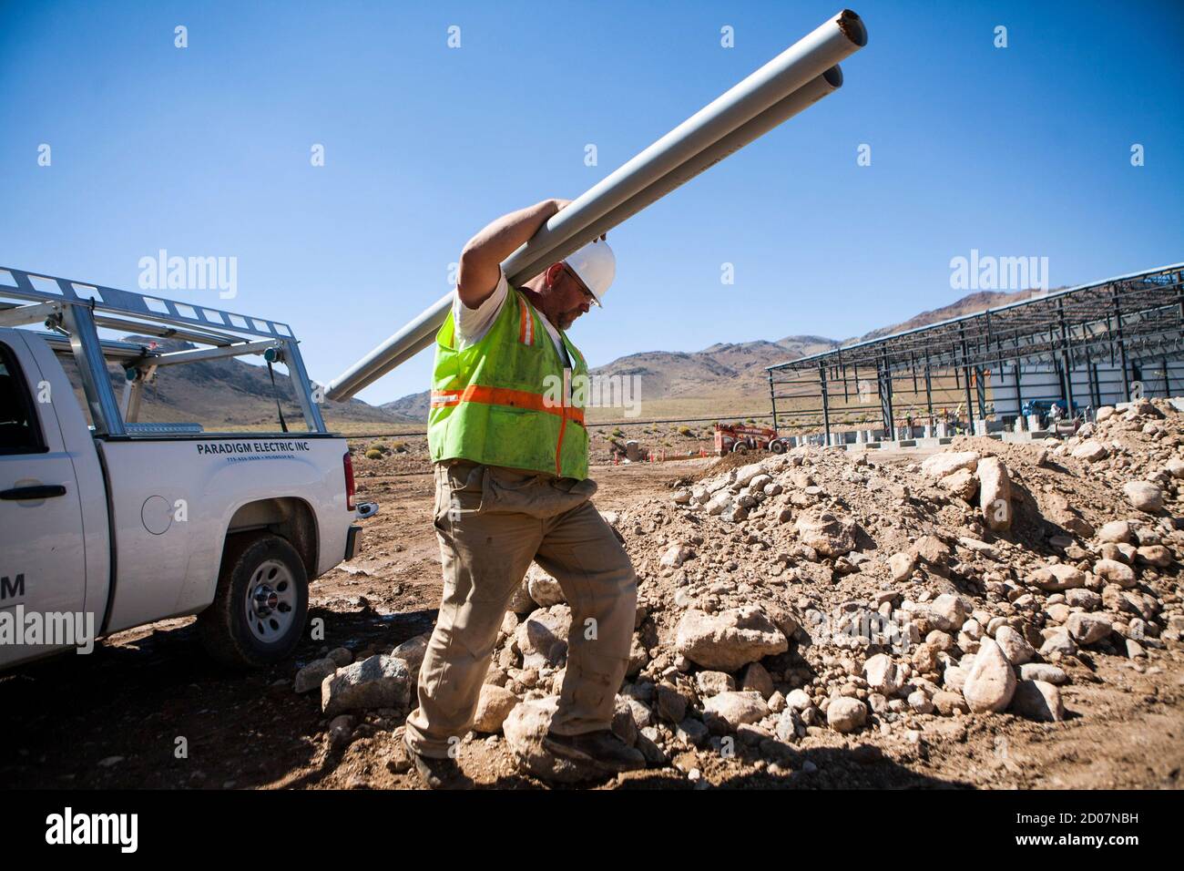 Tesla plant cars hires stock photography and images Alamy