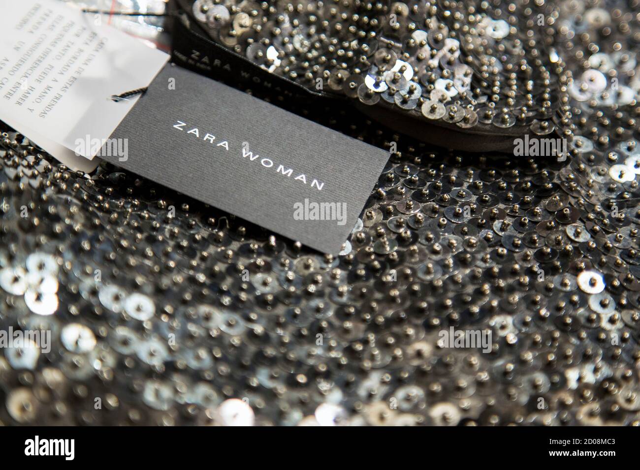 A Zara label is seen on an apparel at Asia's largest Zara flagship store in Hong  Kong June 24, 2014. REUTERS/Tyrone Siu (CHINA - Tags: BUSINESS TEXTILE  Stock Photo - Alamy