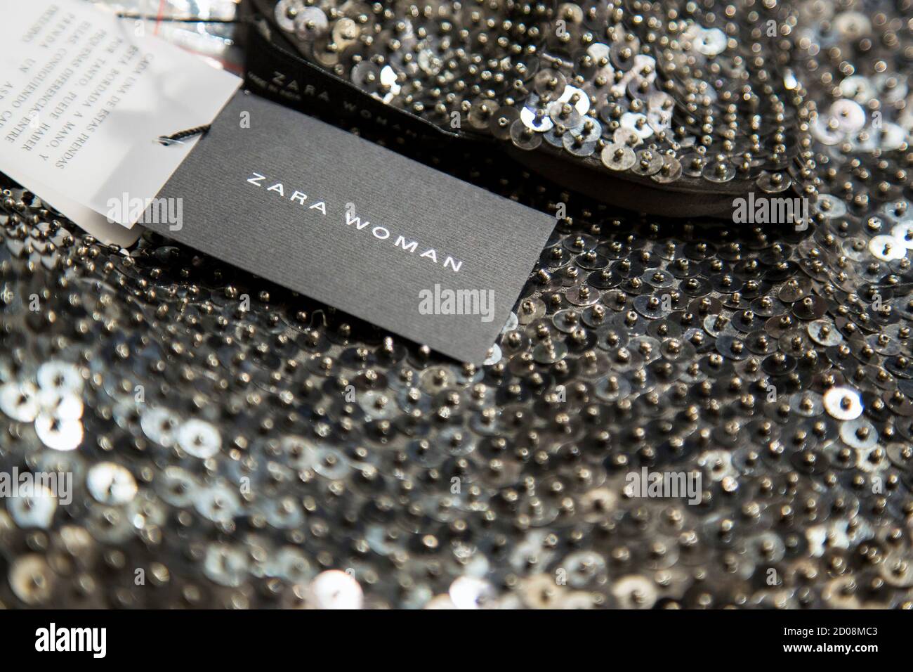 Zara label hi-res stock photography and images - Alamy