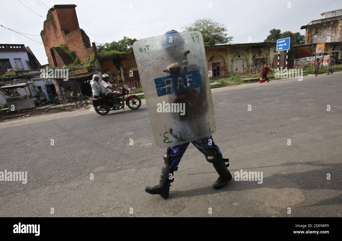 India partition riots hi-res stock photography and images - Alamy