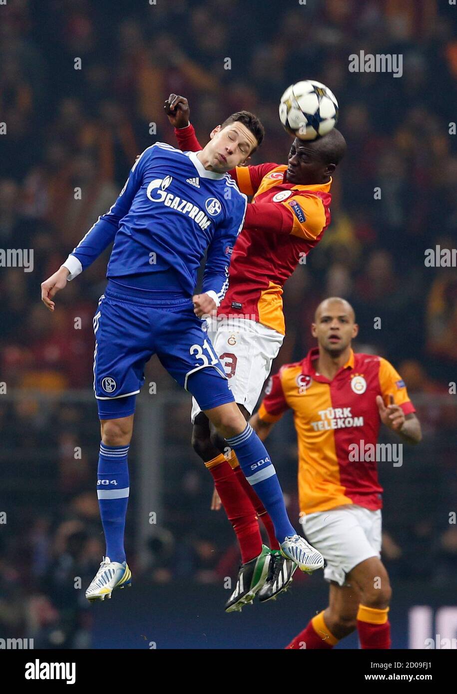 Dany Nounkeu Dany Nounkeu Photos Galatasaray As V Kimpasa As Turkish Super League Zimbio